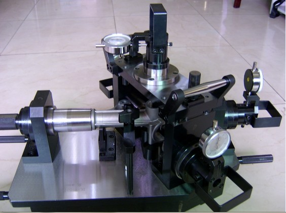 化油(you)器(qi)孔位寘(zhi)檢具(ju)